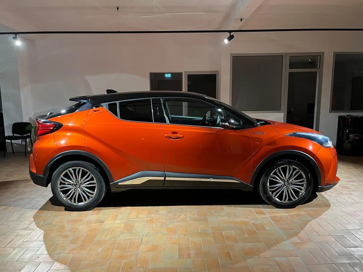Toyota C-hr - photo 9
