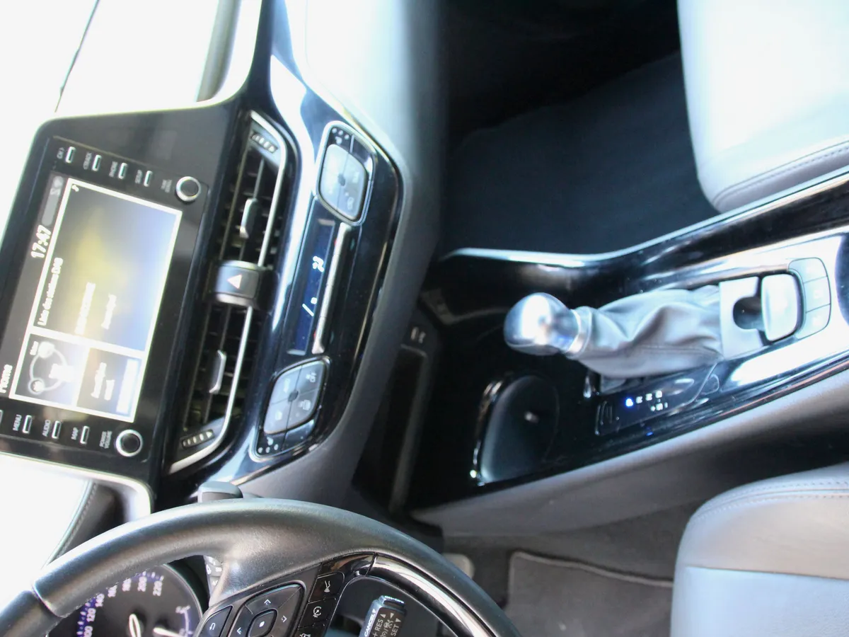 Toyota C-hr - photo 12