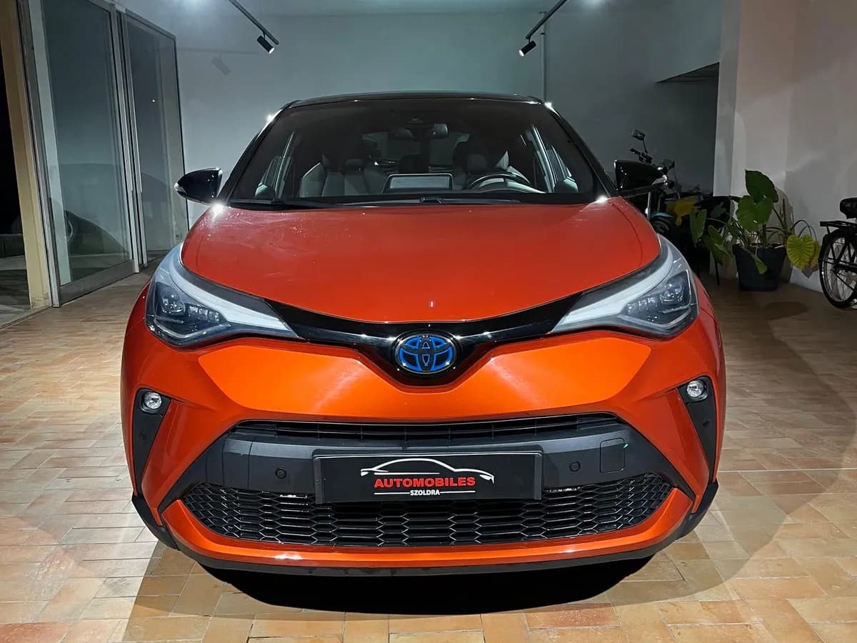 Toyota C-hr - photo 8
