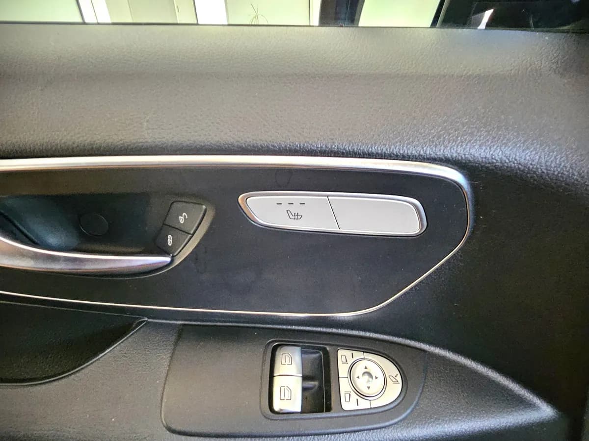 MERCEDES-BENZ Vito Mixto - photo 12