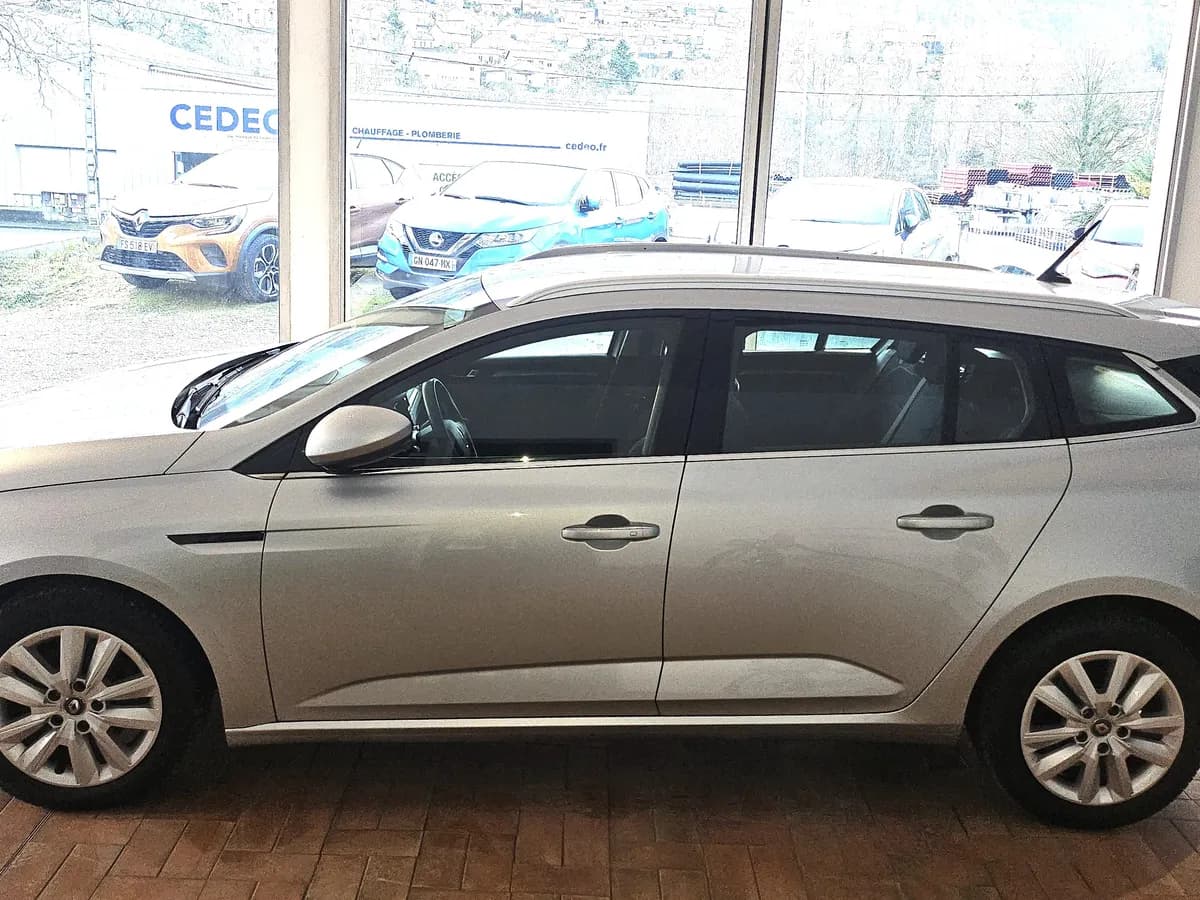 Renault Mégane IV - photo 4