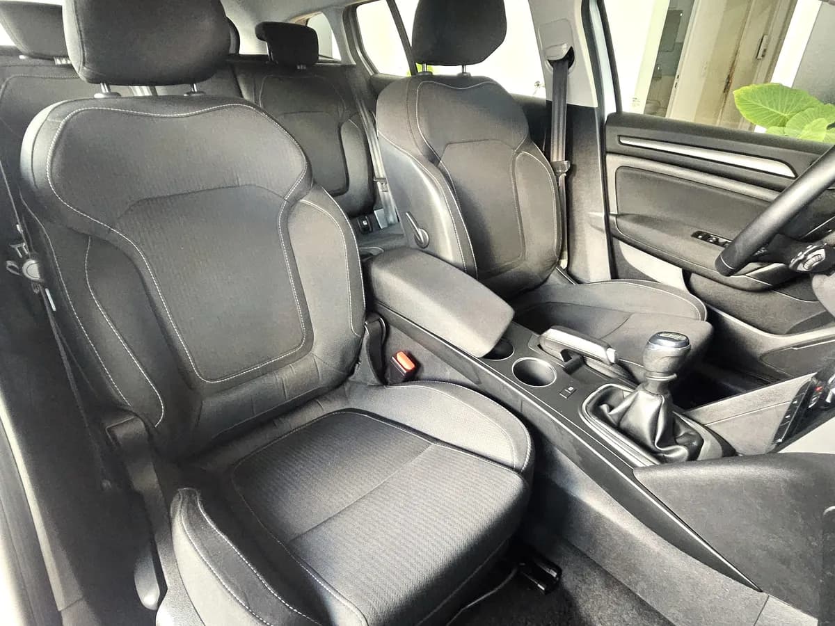 Renault Mégane IV - photo 12