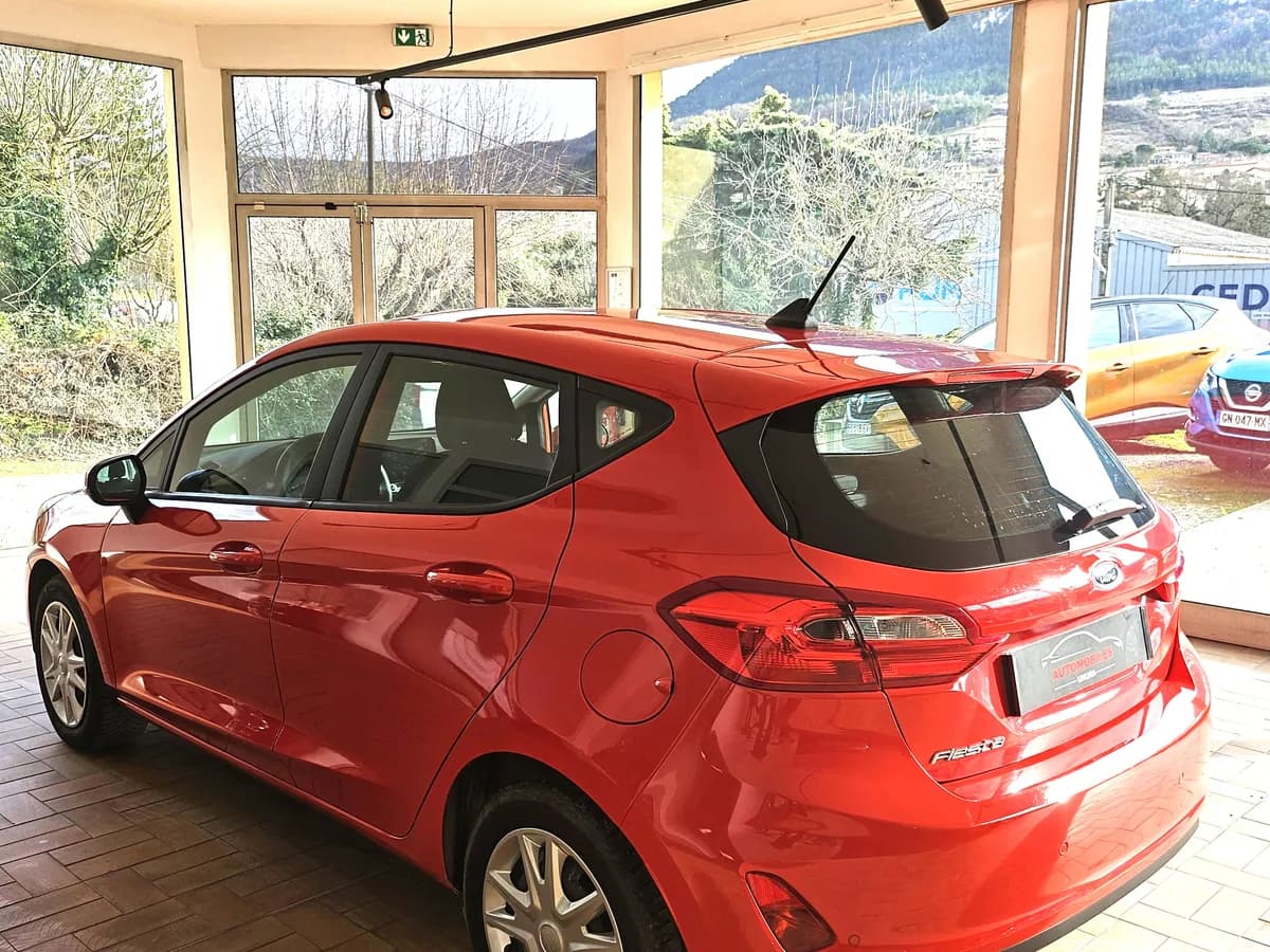 Ford Fiesta - photo 5