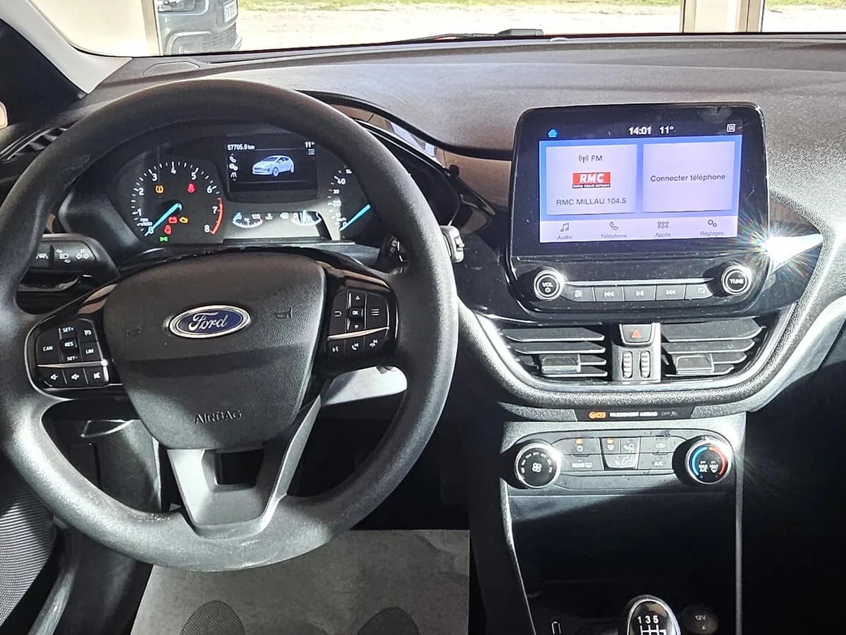Ford Fiesta - photo 13
