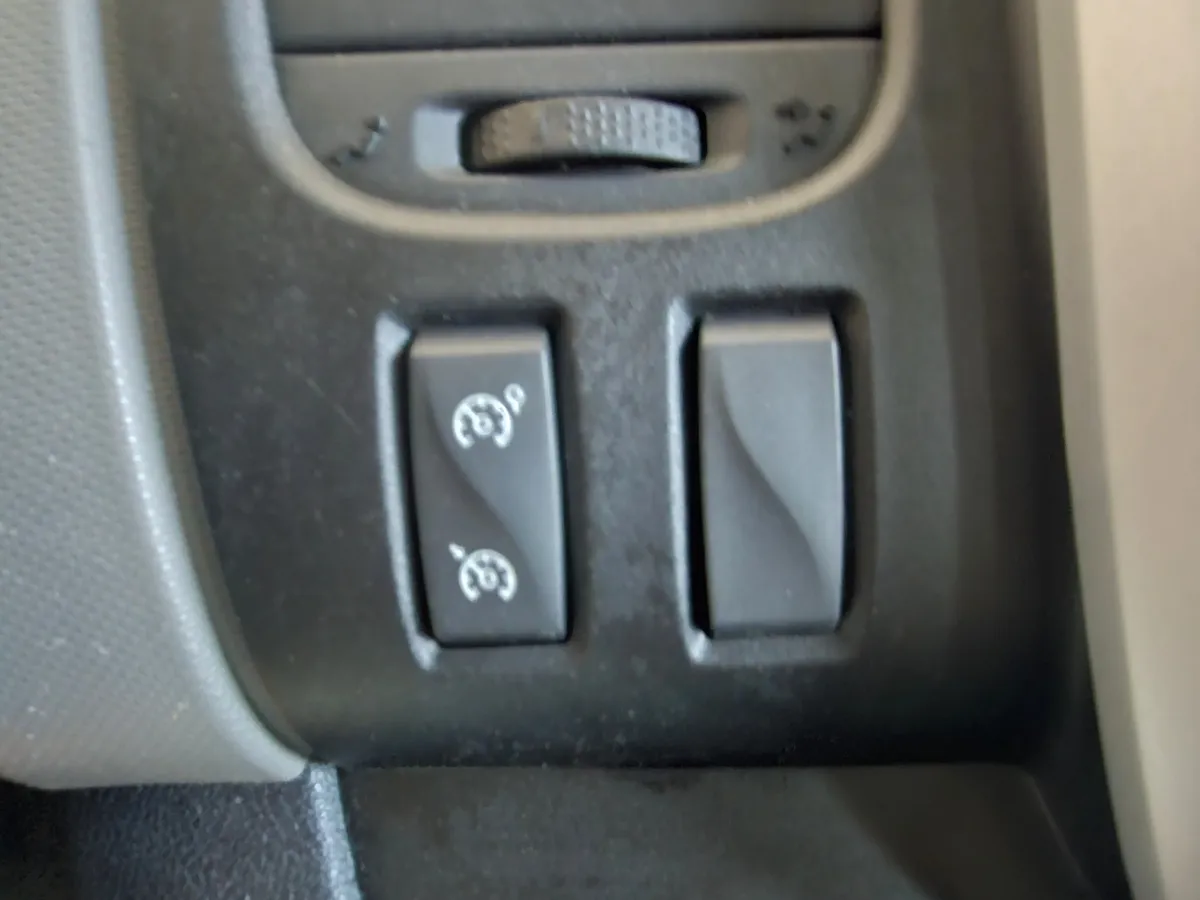 Renault Trafic Combi - photo 15