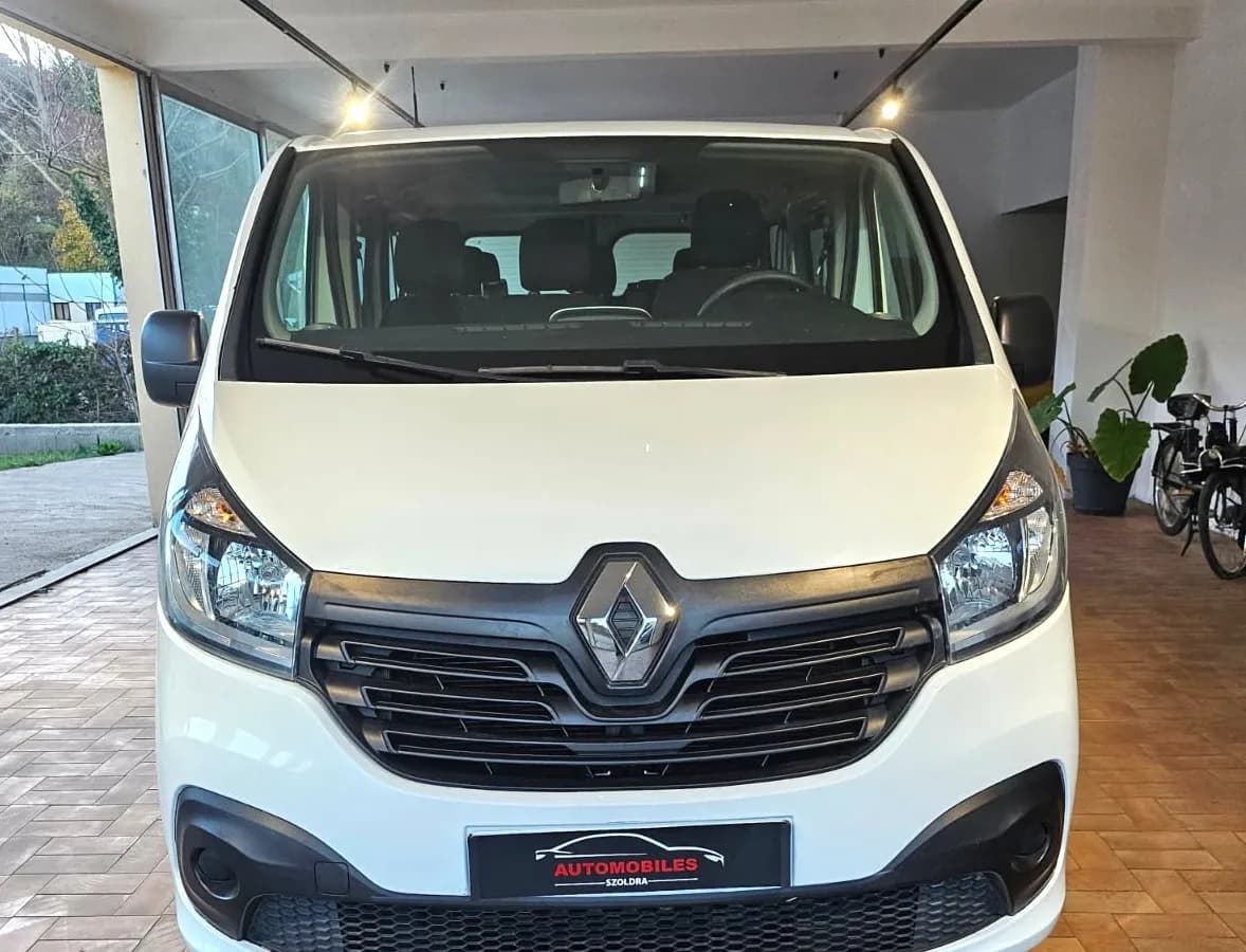 Renault Trafic Combi - photo 2