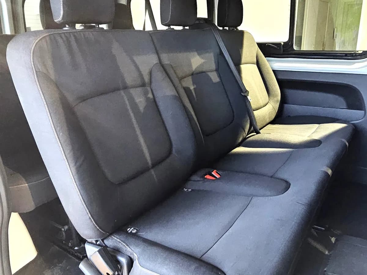 Renault Trafic Combi - photo 20
