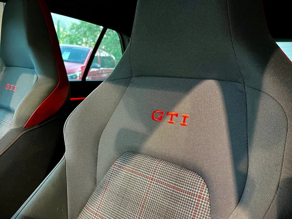 VOLKSWAGEN Golf VIII - photo 5