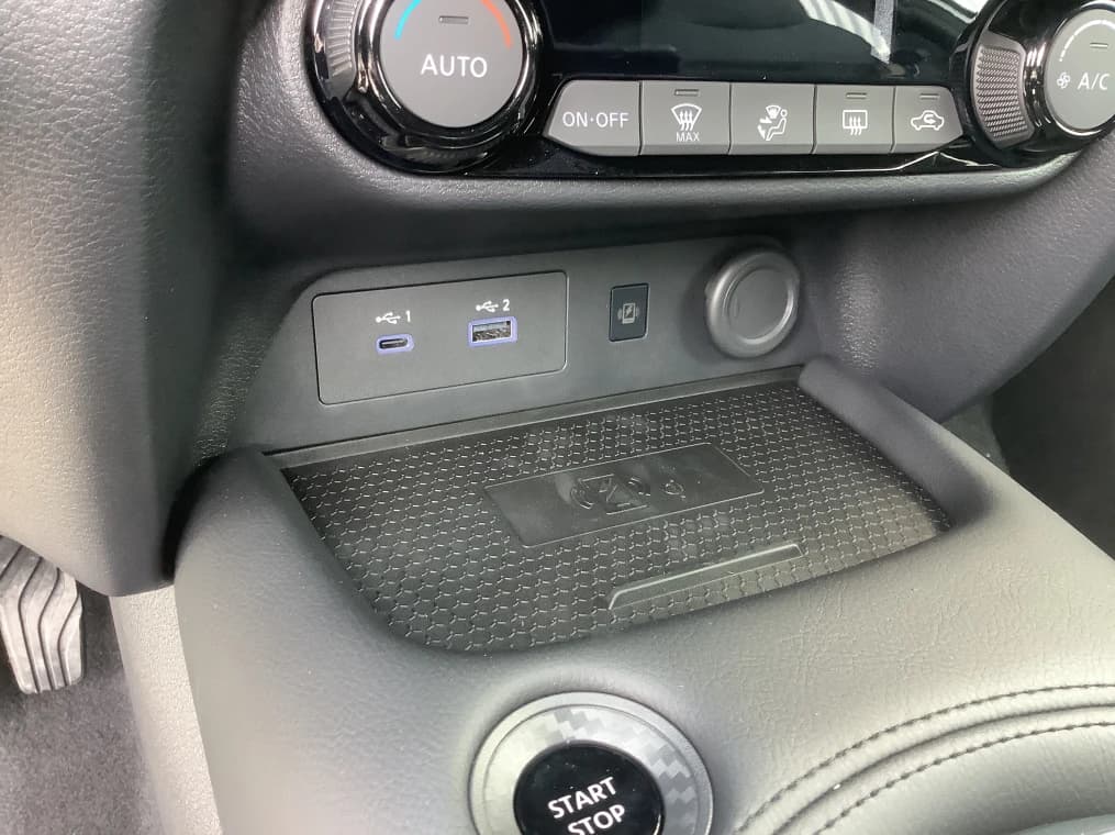 Nissan JUKE - photo 22